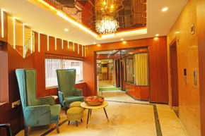 Hotel Samrat near Victoria Memorial